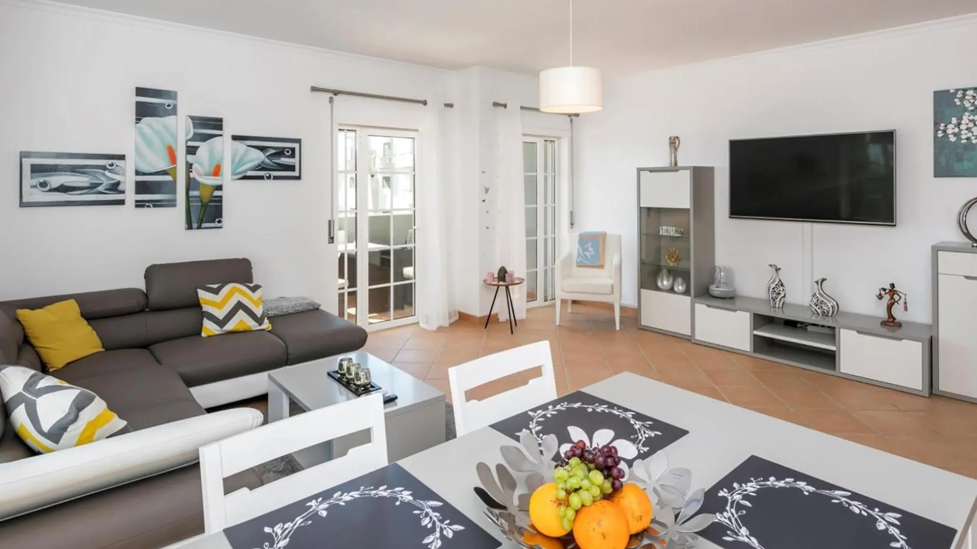 Apt. Casa Tanya Lagos 0*,